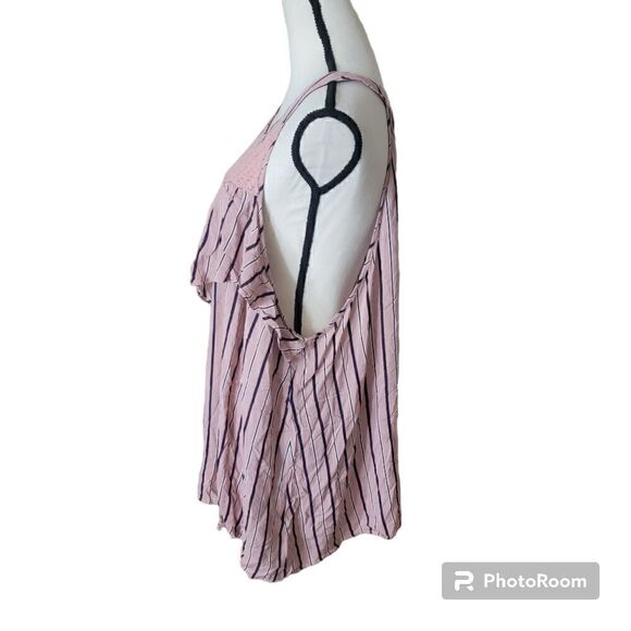 Torrid Layered Tank Top with Halter Neck. Size 5. - Picture 7 of 8